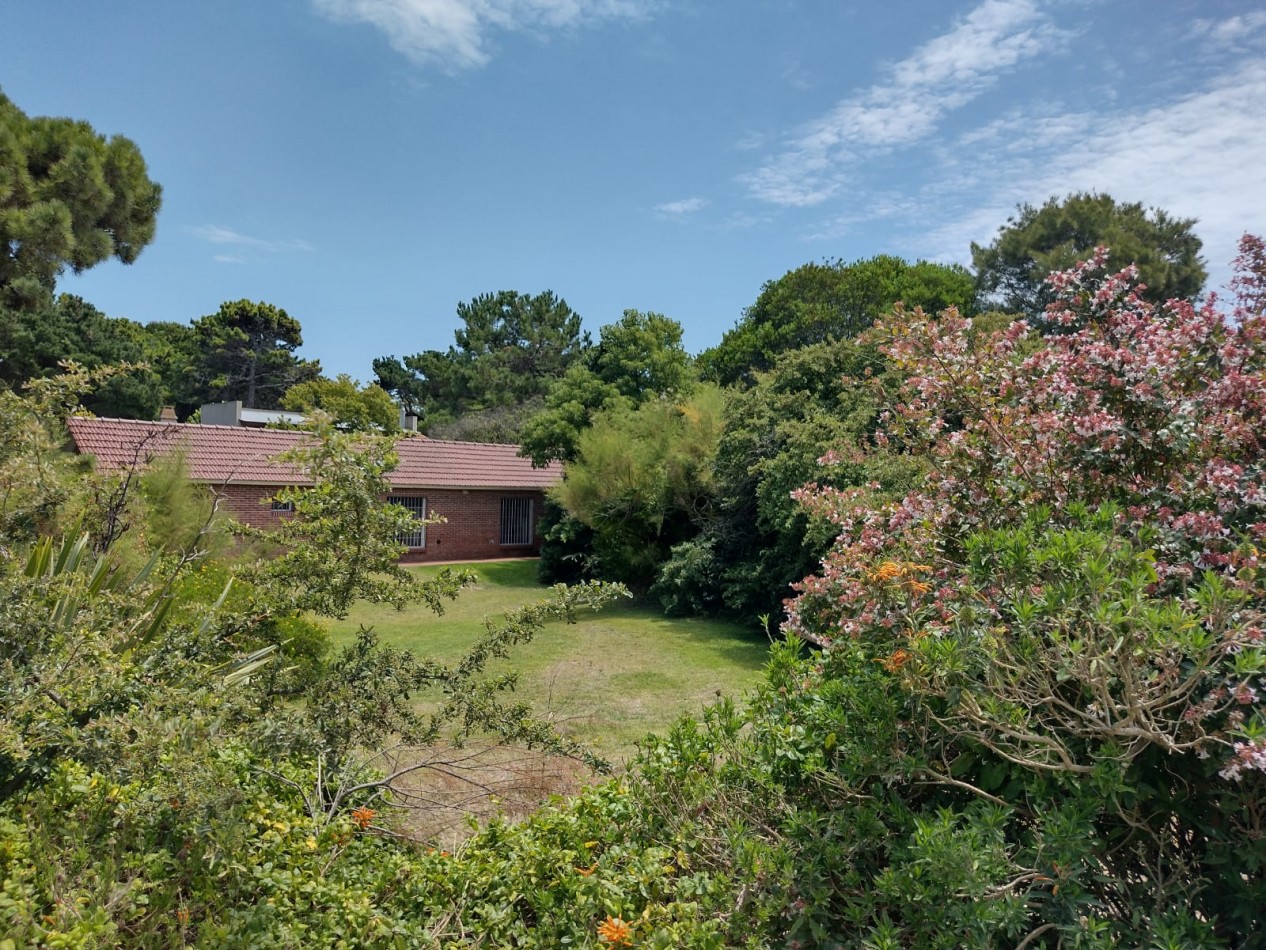 HERMOSO TERRENO A METROS DEL MAR