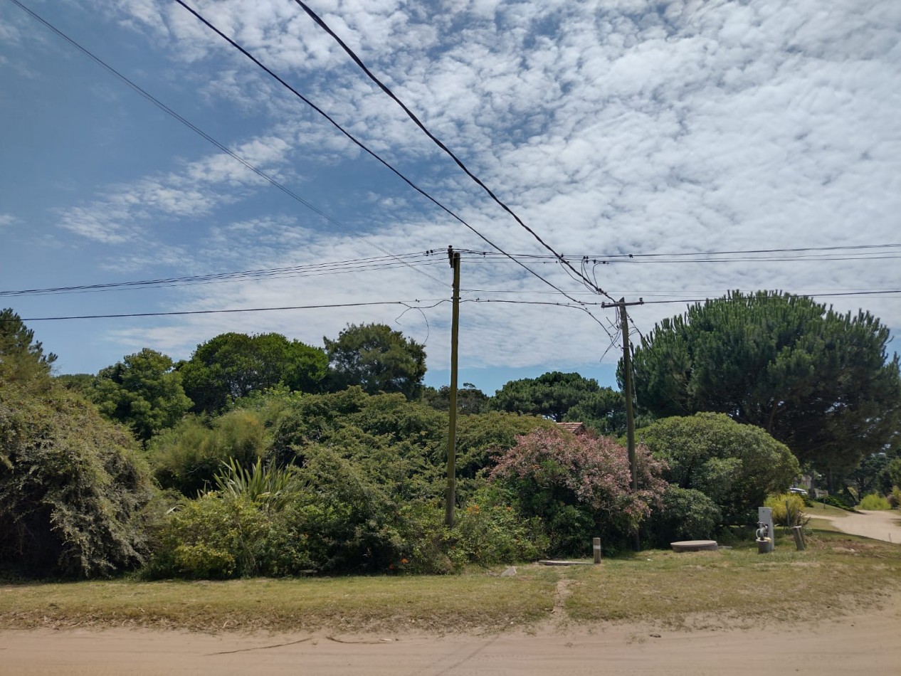 HERMOSO TERRENO A METROS DEL MAR