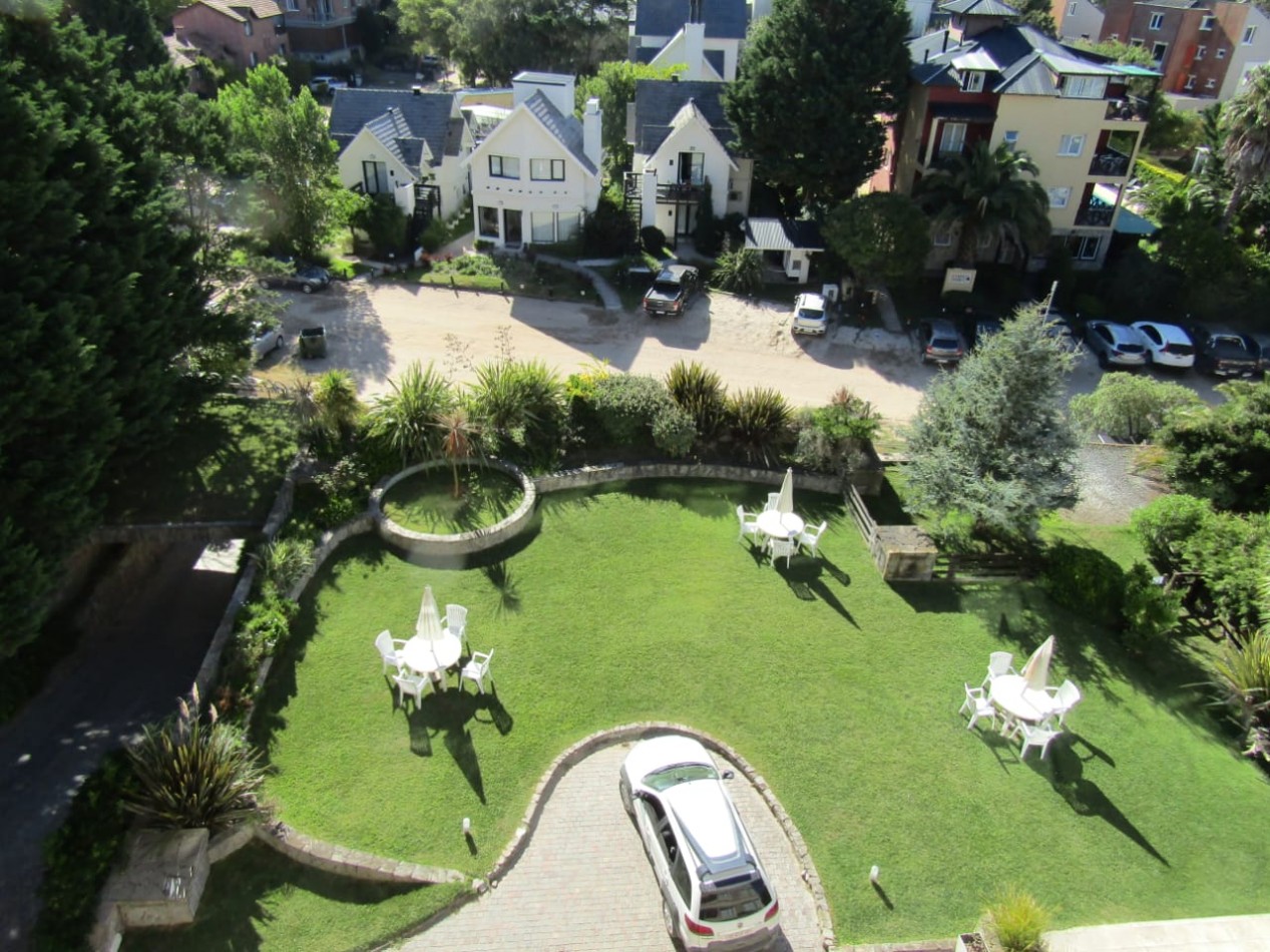 Importante duplex con vista al mar