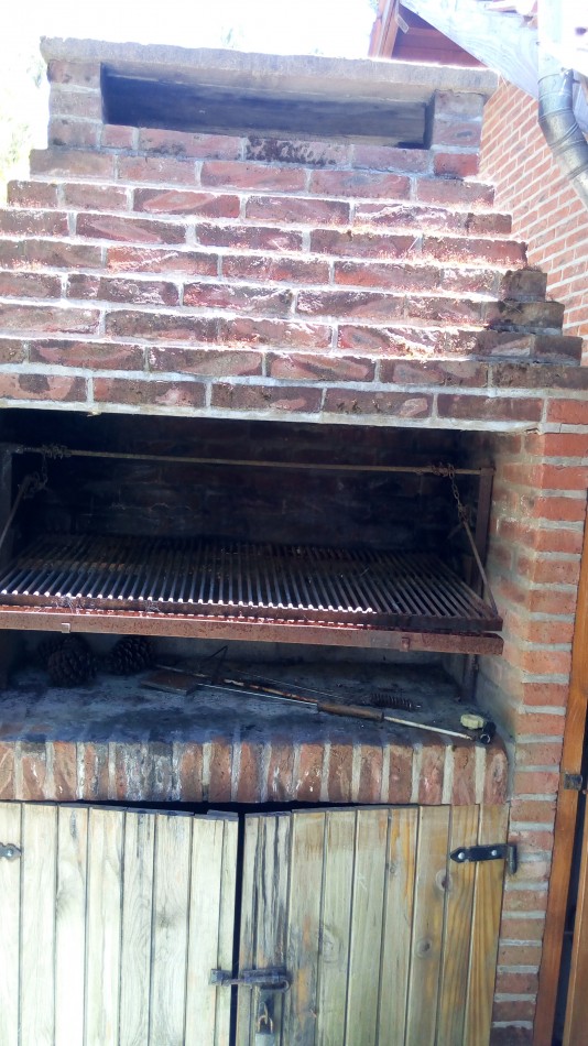 104 - DRUMOND ESQUINA URQUIZA