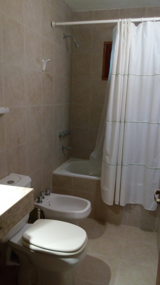 104 - DRUMOND ESQUINA URQUIZA