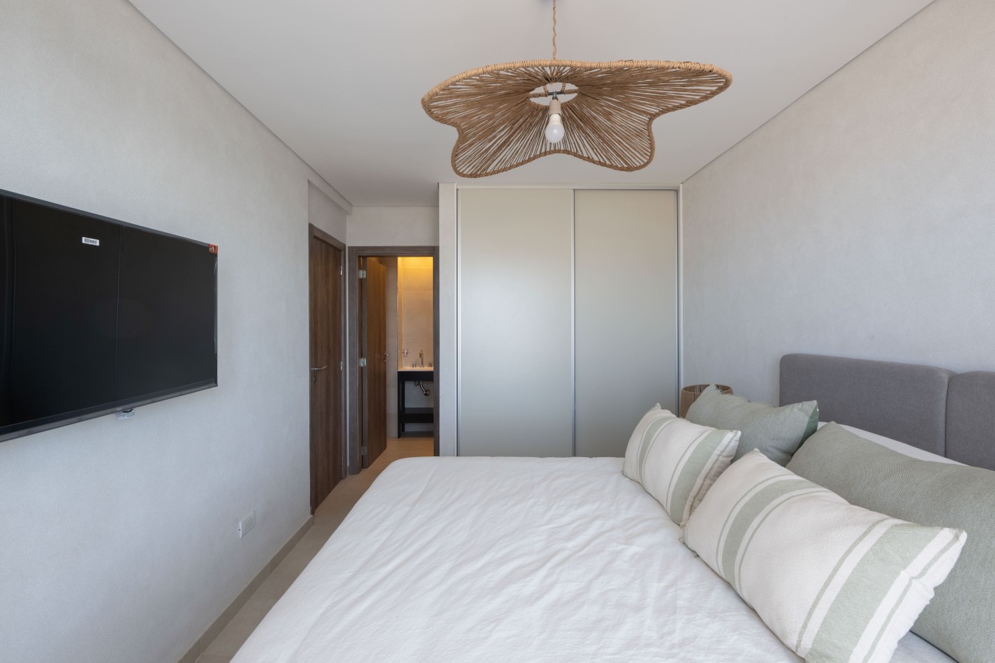 Departamento de 2 ambientes frente al mar