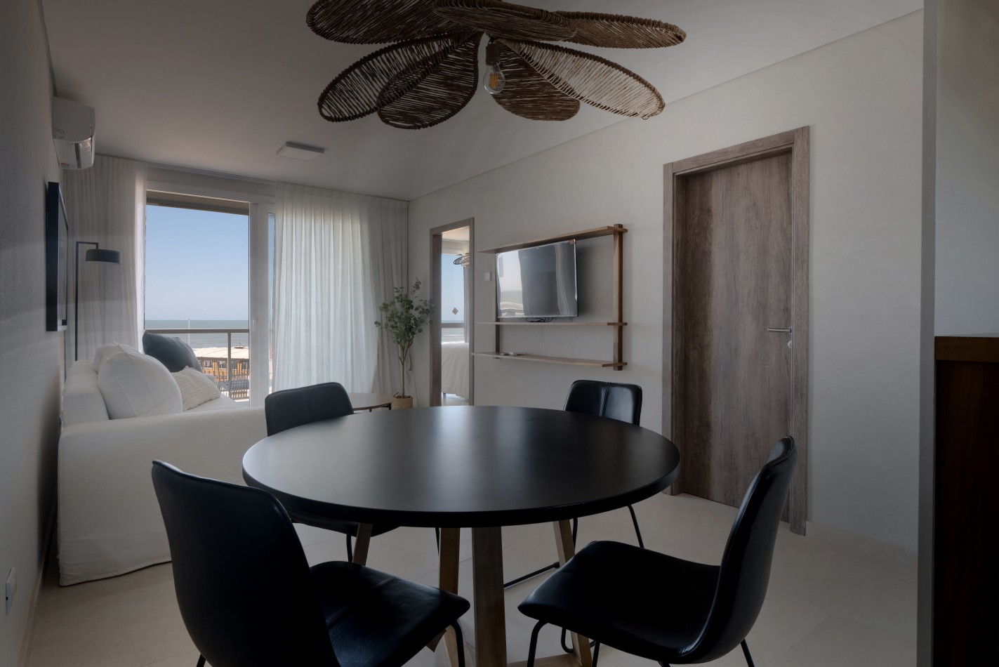 2 ambientes con vista al mar