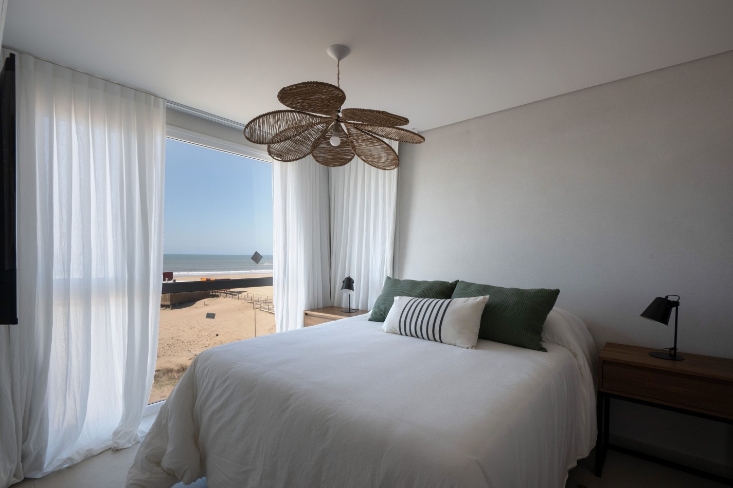 2 ambientes con vista al mar