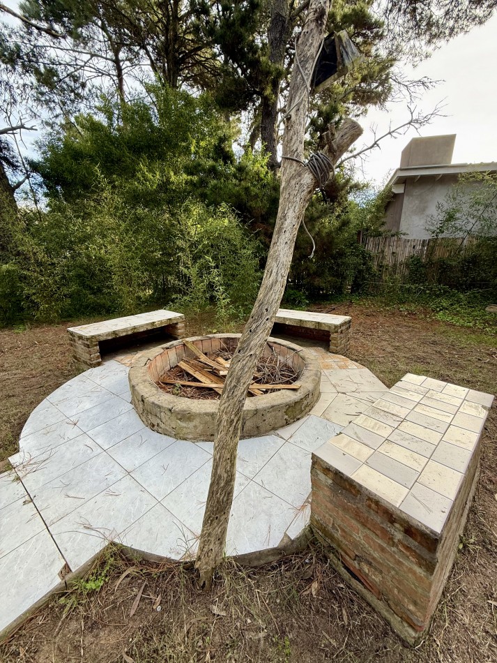 CASA EN ZONA "LOMAS DE VALERIA"