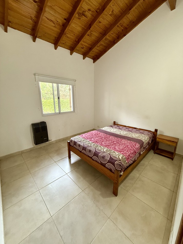 CASA EN ZONA "LOMAS DE VALERIA"