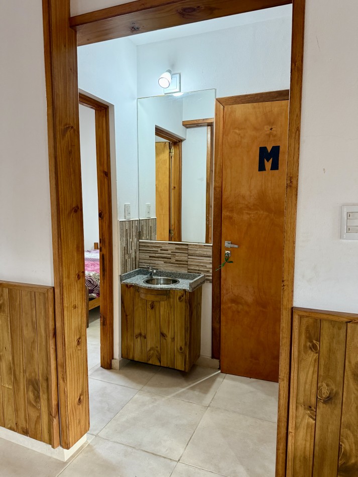 CASA EN ZONA "LOMAS DE VALERIA"