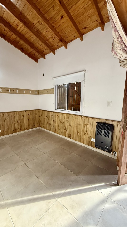 CASA EN ZONA "LOMAS DE VALERIA"