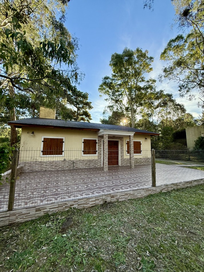 CASA EN ZONA "LOMAS DE VALERIA"