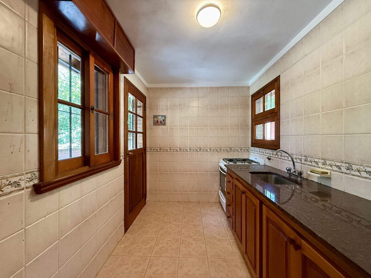 65 - SEGUI ESQUINA BATHURST