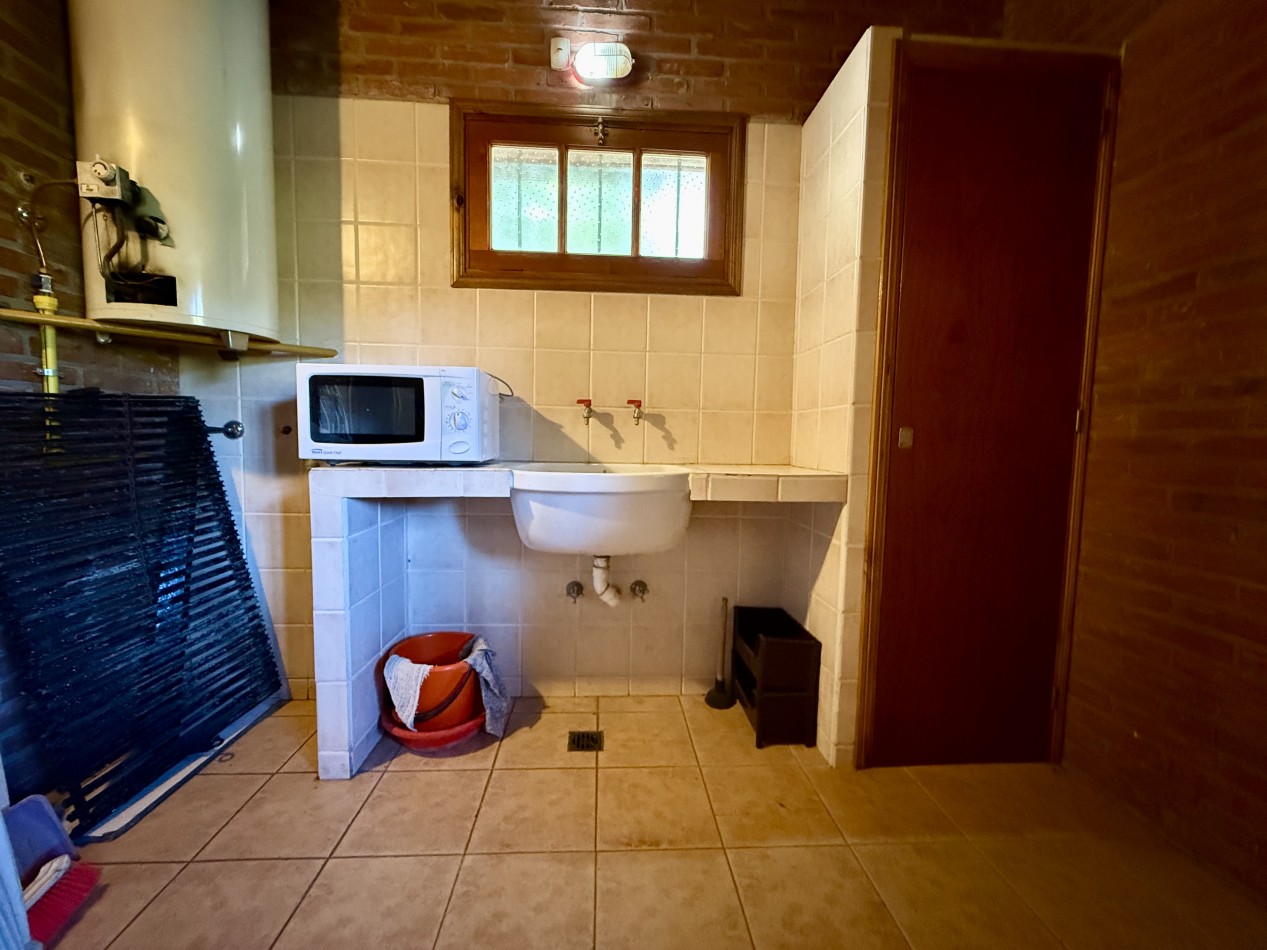 65 - SEGUI ESQUINA BATHURST