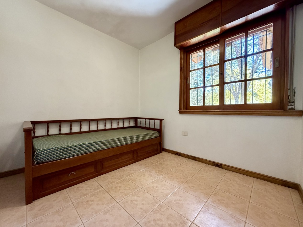 65 - SEGUI ESQUINA BATHURST