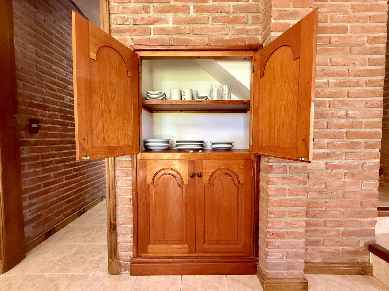 65 - SEGUI ESQUINA BATHURST