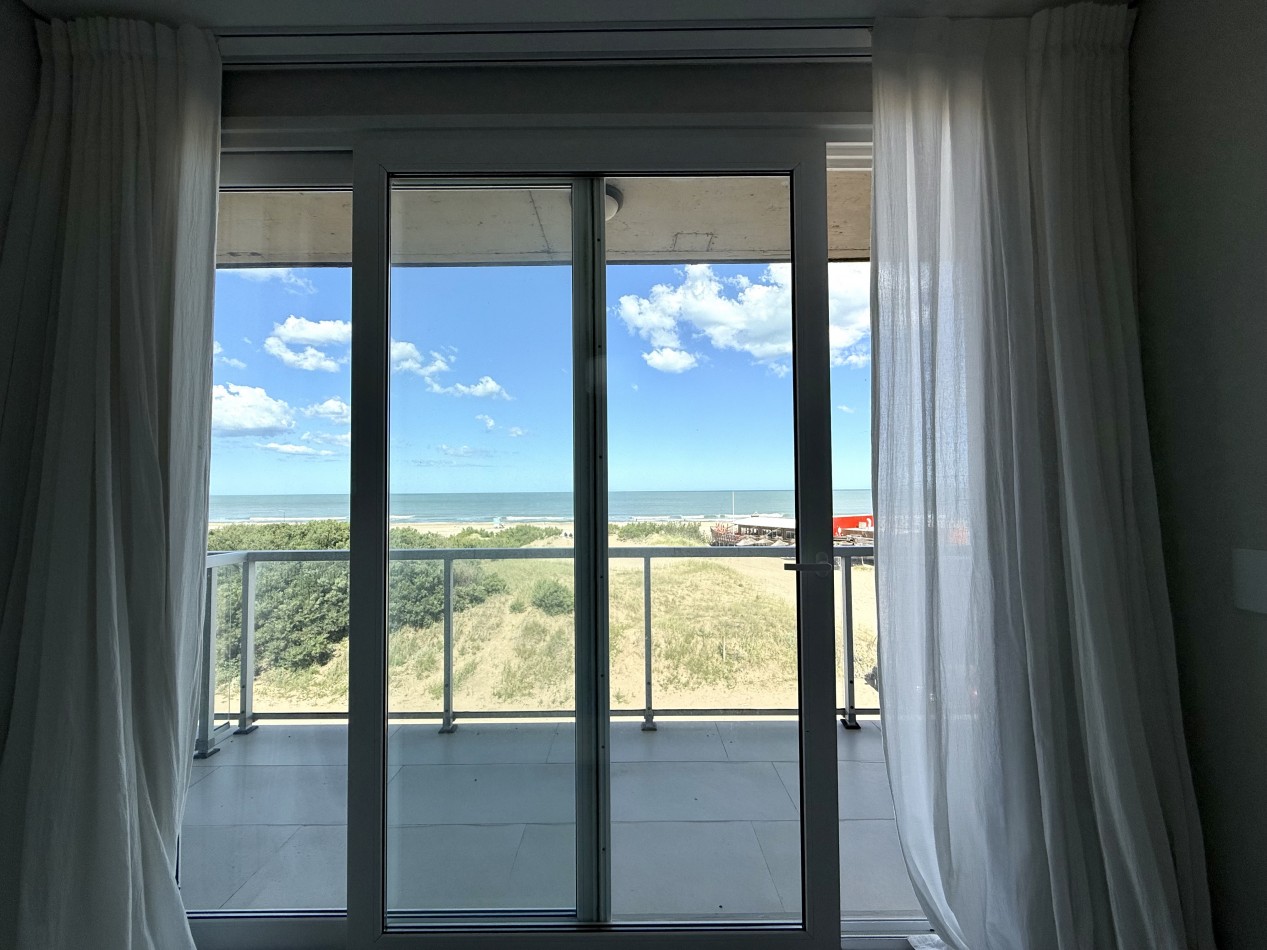 Departamento totalmente equipado frente al mar