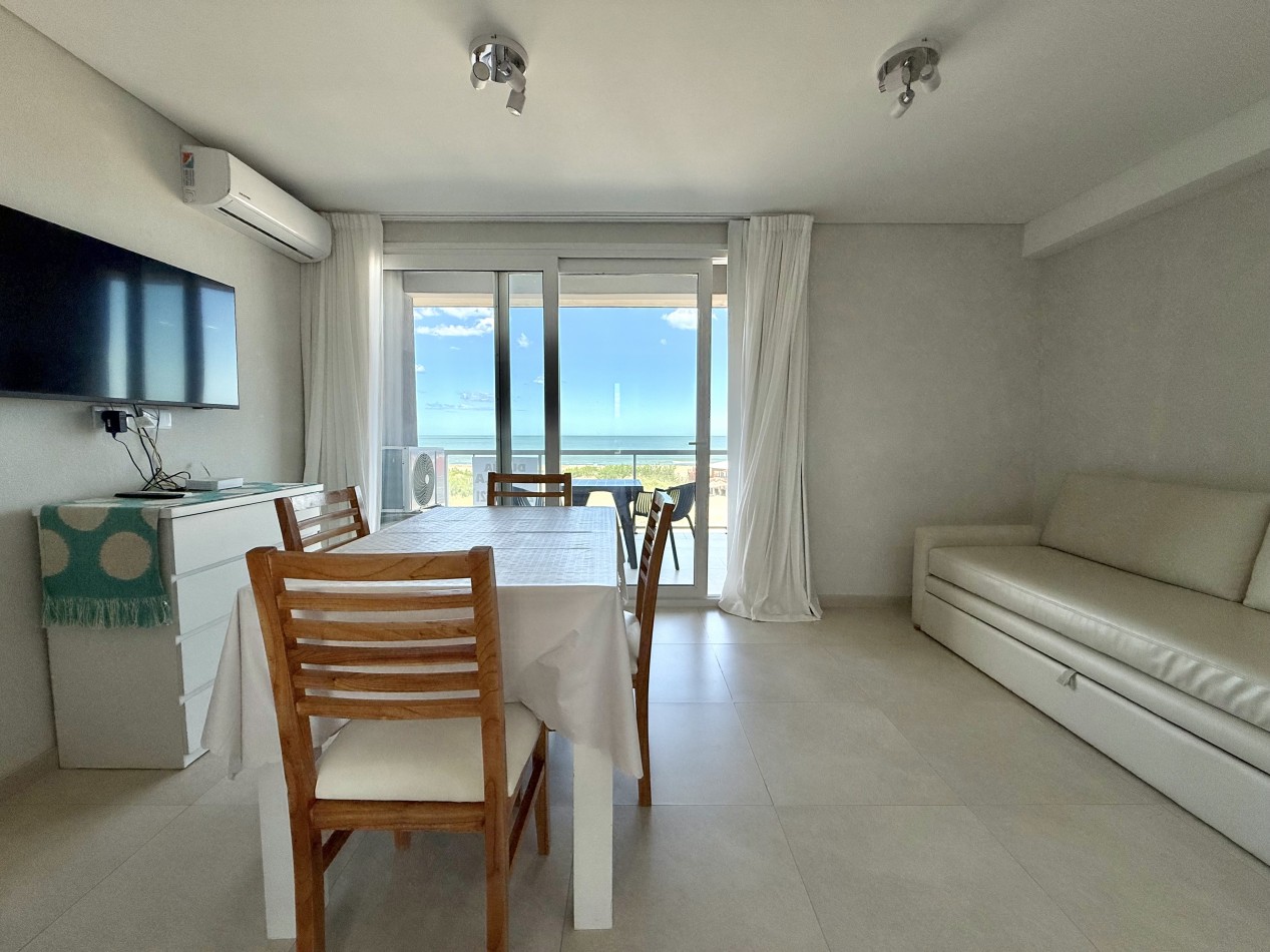 Departamento totalmente equipado frente al mar