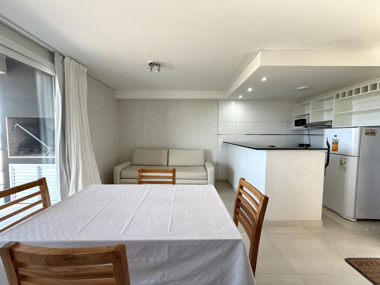 Departamento totalmente equipado frente al mar