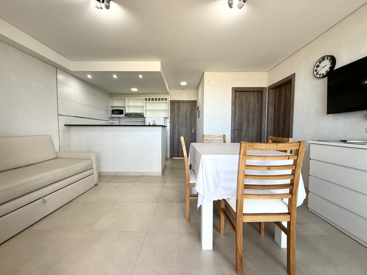 Departamento totalmente equipado frente al mar