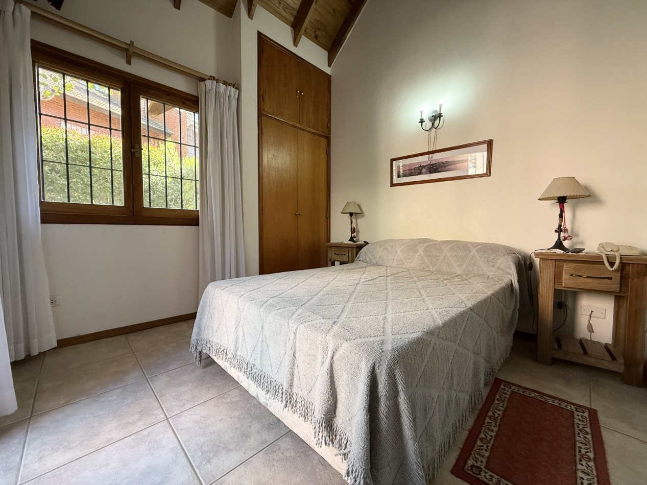 51/4 - RIVADAVIA 84 - U.F.4 (FONDO)