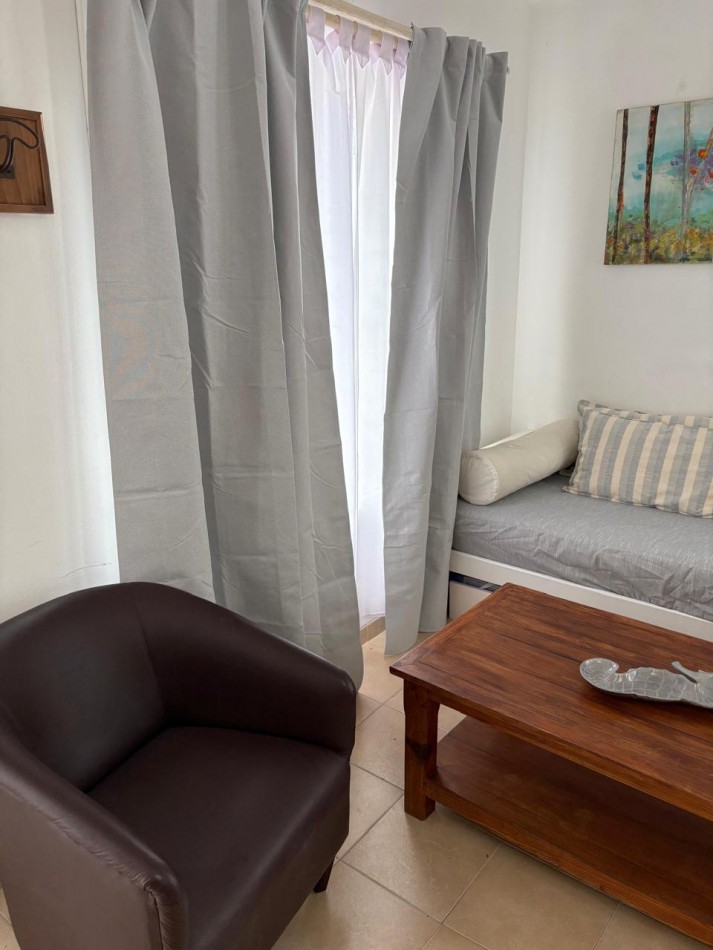 84 - DUPLEX CON PILETA FRENTE AL MAR