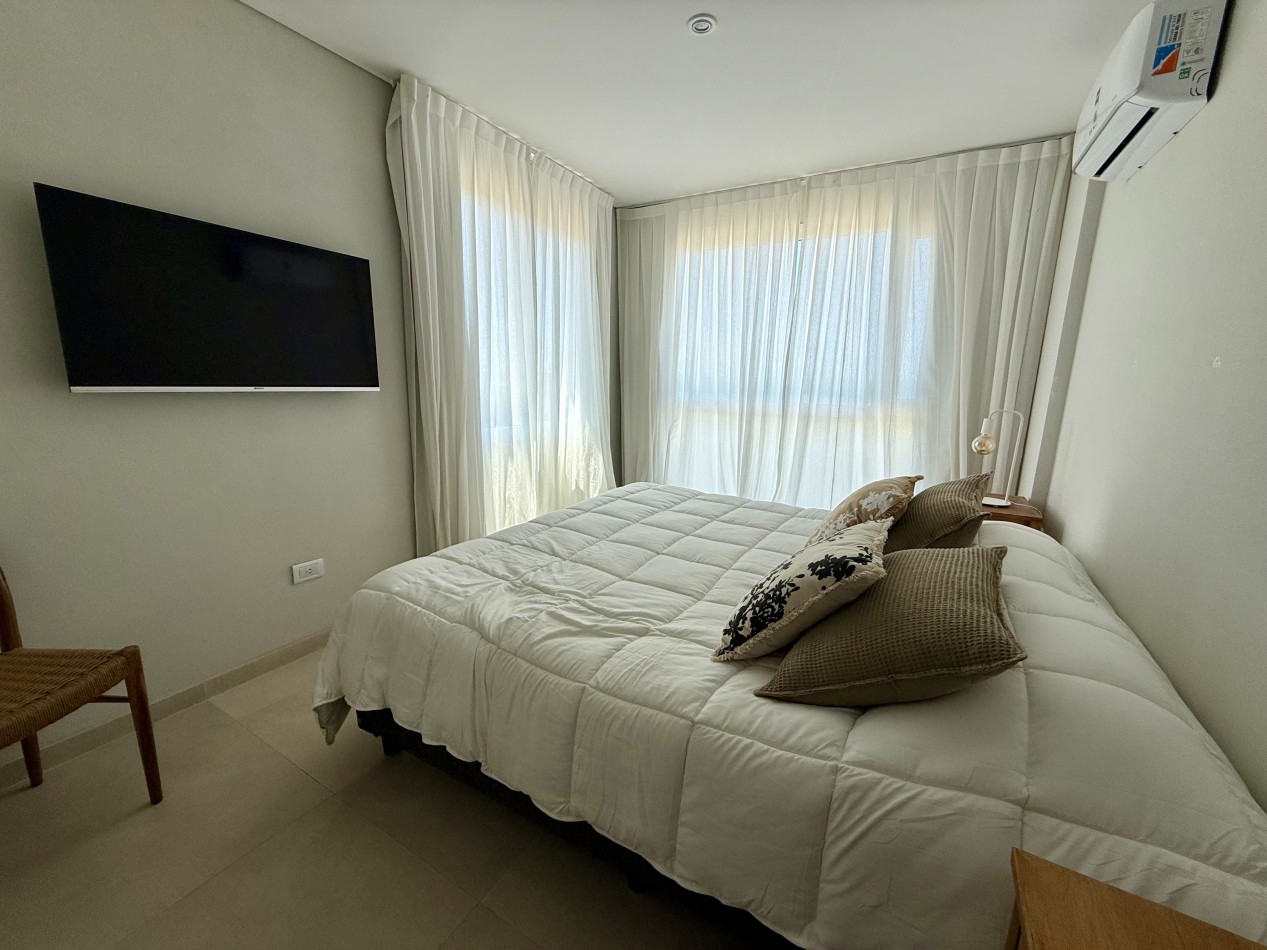 Departamento con vista al mar.