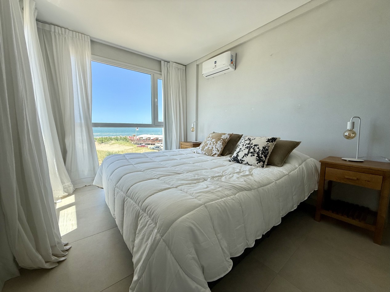 Departamento con vista al mar.