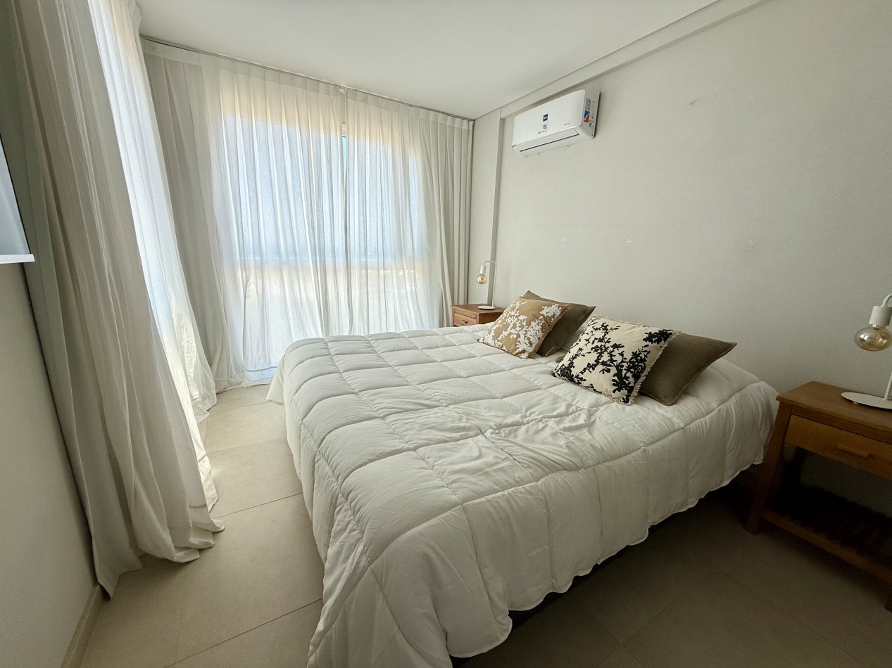 Departamento con vista al mar.