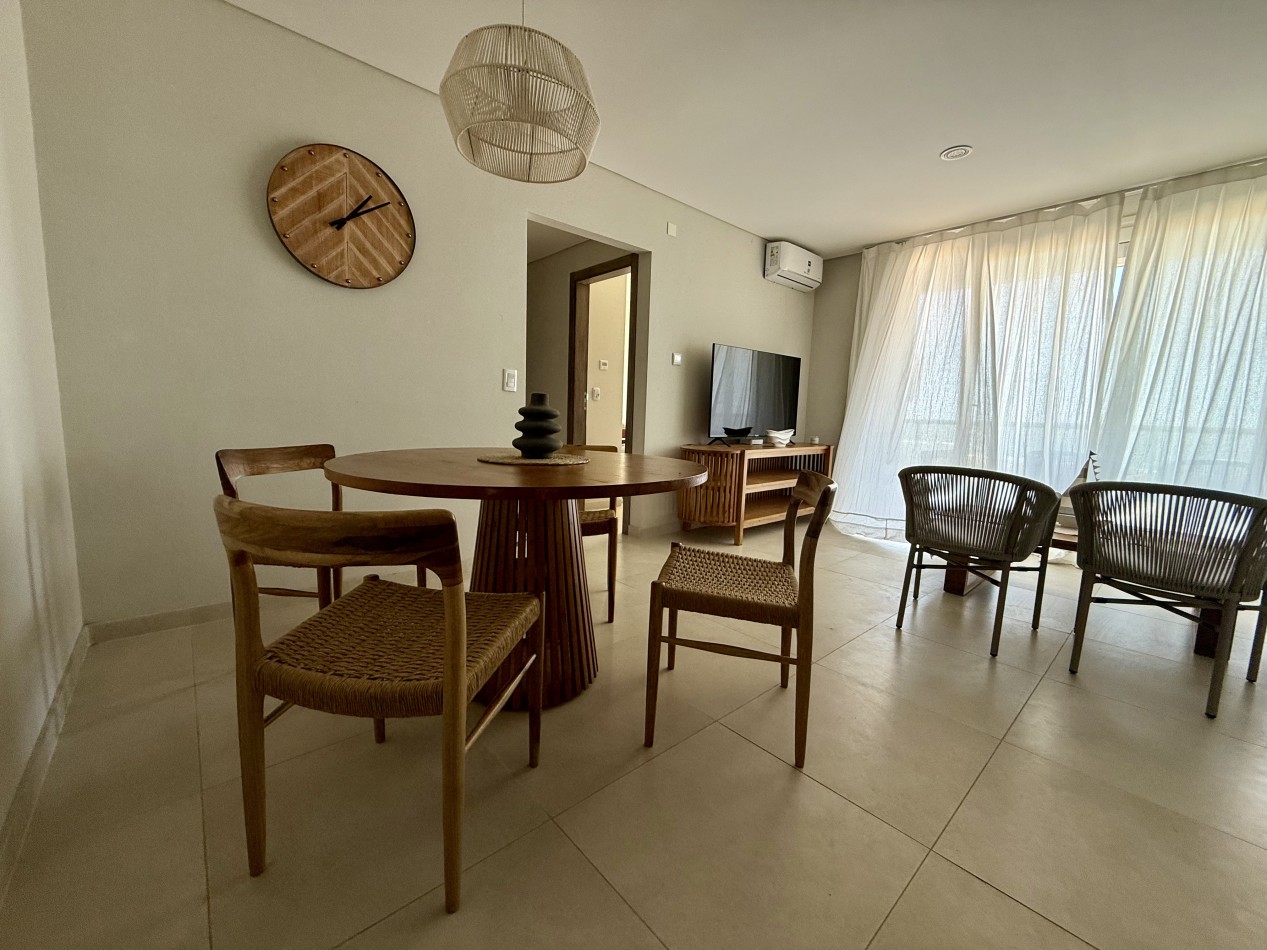 Departamento con vista al mar.