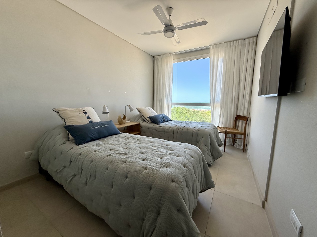 Departamento con vista al mar.