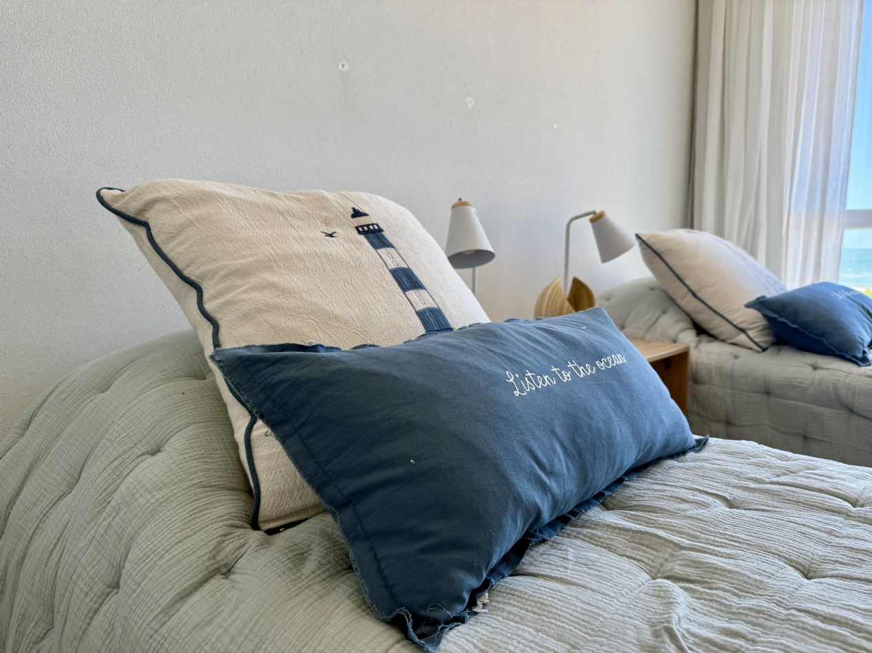 Departamento con vista al mar.