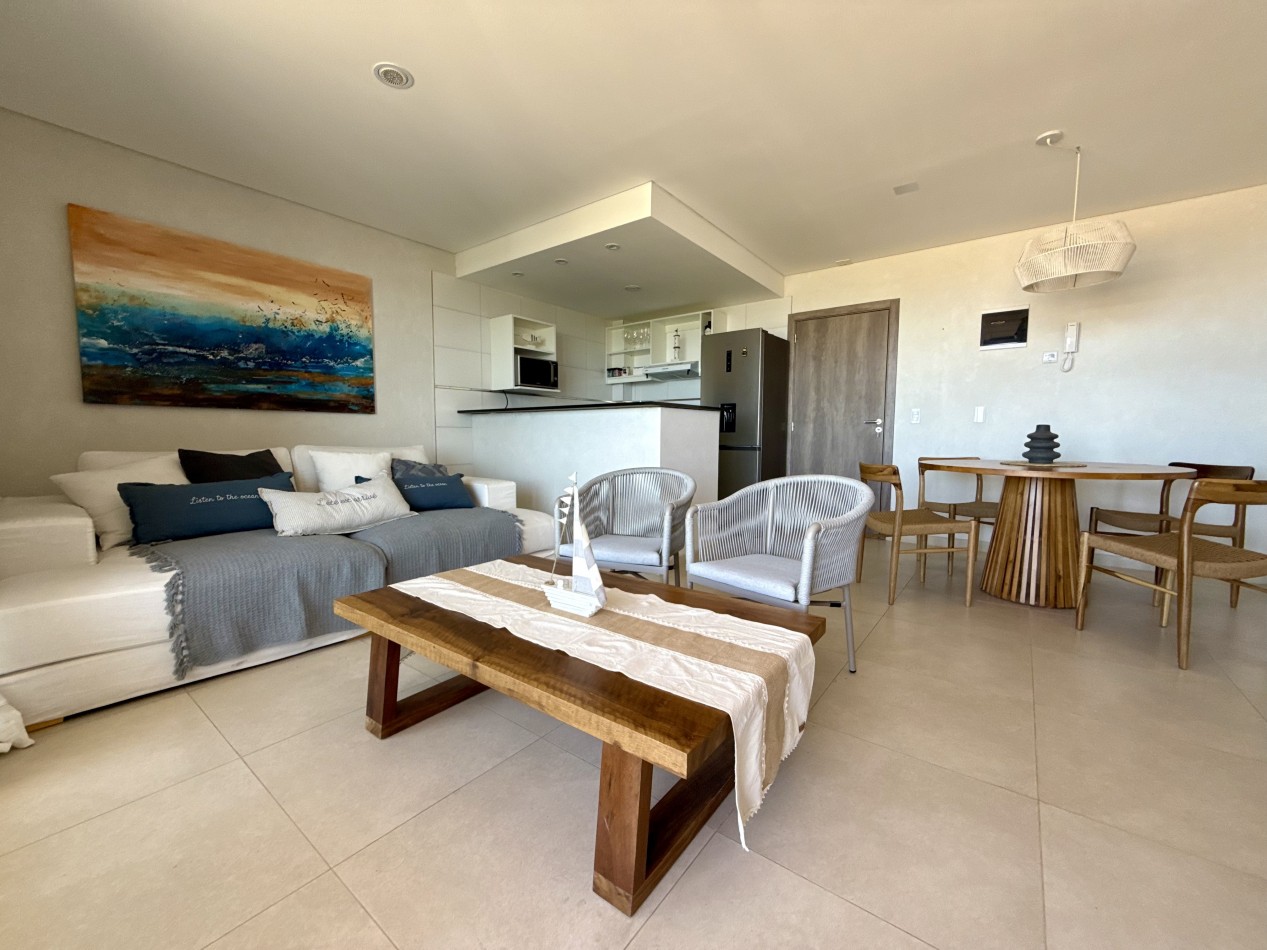 Departamento con vista al mar.