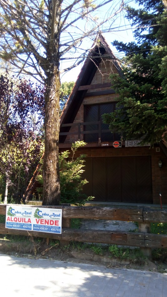 CASA ALPINA SOBRE AVENIDA ESPORA - ZONA COMERCIAL-MULTIFAMILIAR-HOTELERA