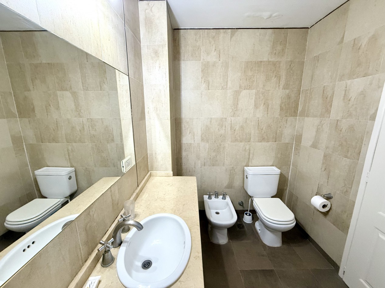 Departamento de 3 ambientes frente al mar