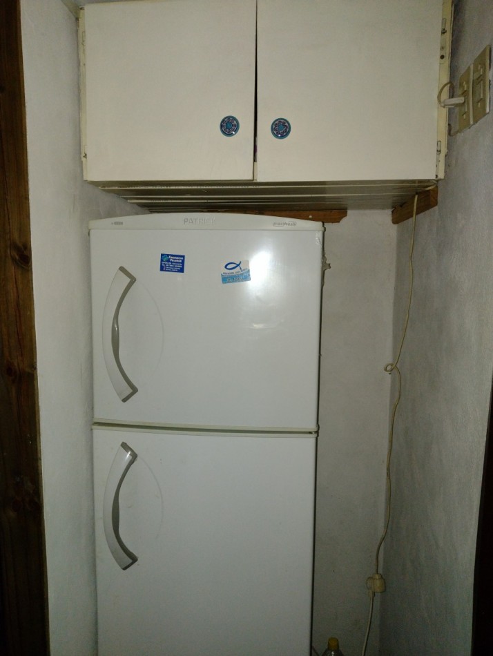 25 - AGRADABLE ESQUINA BALBOA