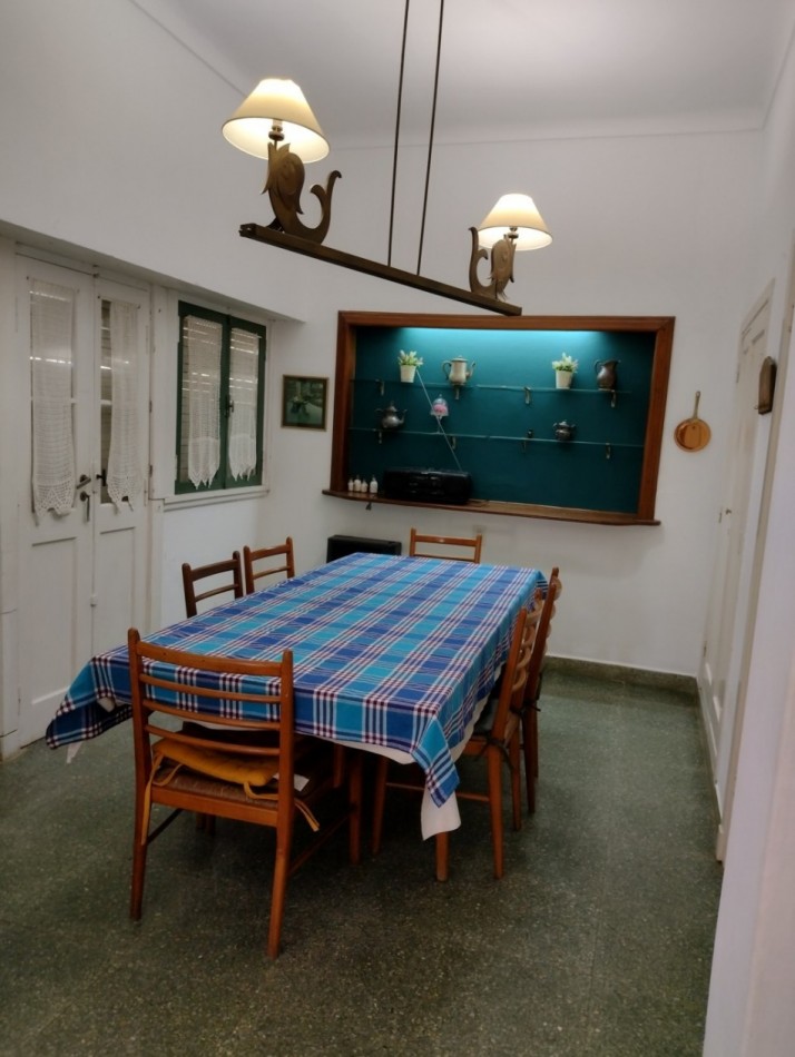 200 - HERMOSO CHALET A 2 CUADRAS DEL MAR EN PINAMAR 