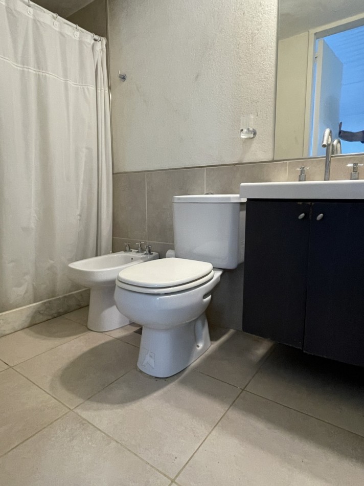 22 - MONOAMBIENTE CON VISTA AL MAR