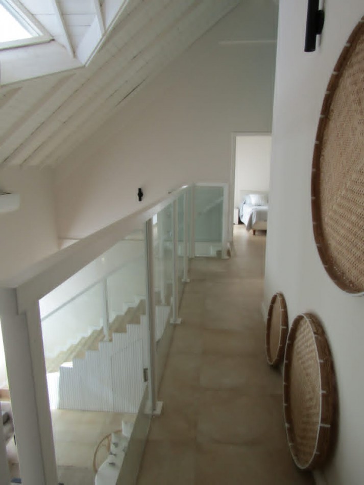 Importante duplex con vista al mar