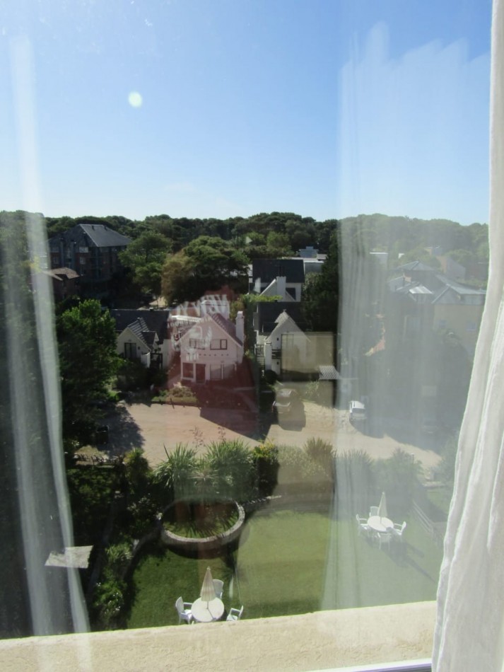 Importante duplex con vista al mar