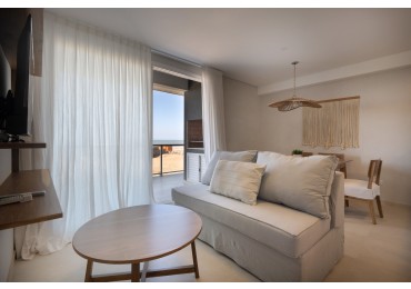 Departamento de 2 ambientes frente al mar