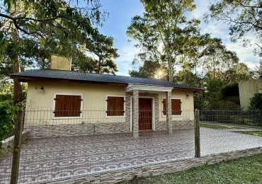 CASA EN ZONA "LOMAS DE VALERIA"