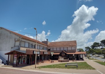 46 - DEPARTAMENTO CENTRICO - ESPORA Y AZOPARDO