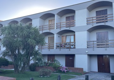 22 - MONOAMBIENTE CON VISTA AL MAR