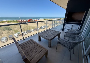 Departamento con vista al mar.
