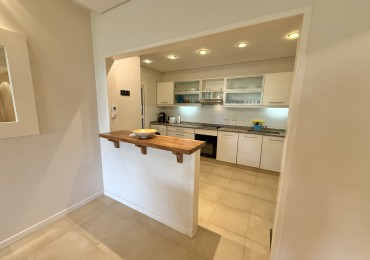 Amplio departamento en Carilo con vista al mar